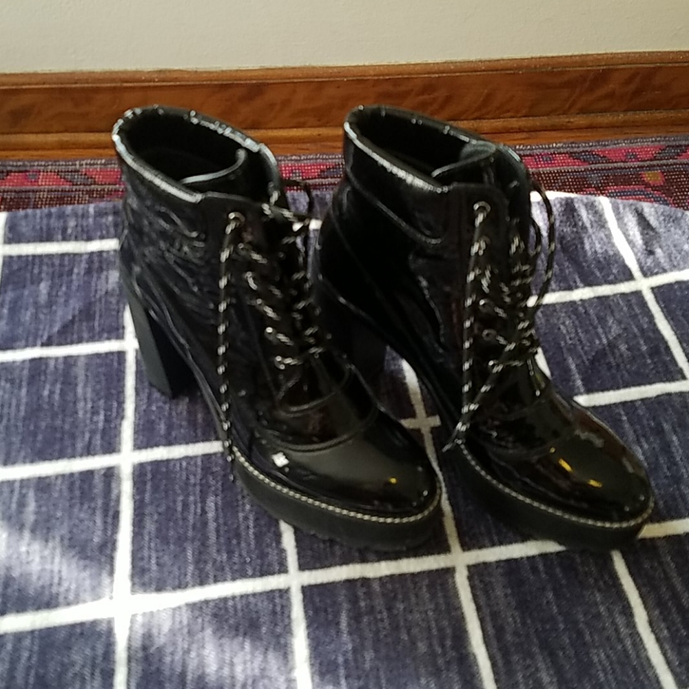 Stuart Weitzman Rugged Platform Booties